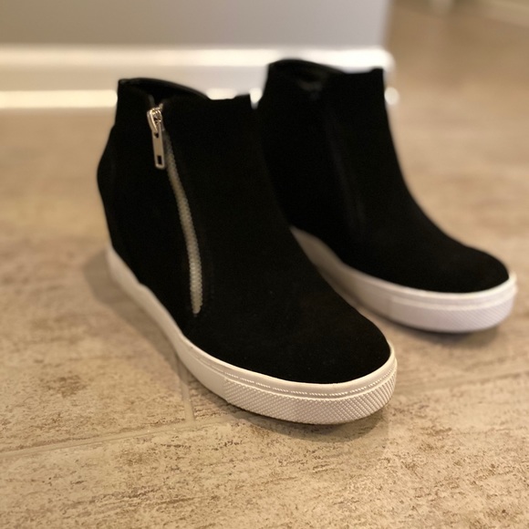 Black wedge casual shoes - Picture 2 of 5